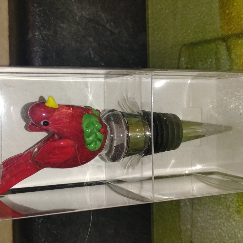Wine Bottle Topper. Cardinal